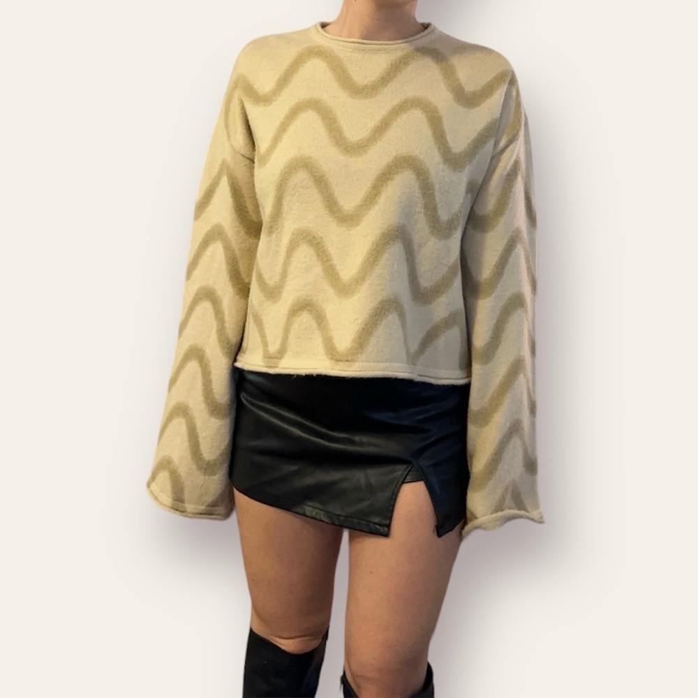 VERGE GIRL TAN SWIRL SWEATER - Picture 2 of 3